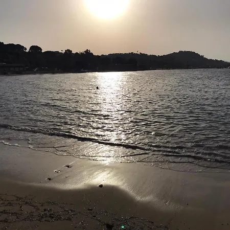 La Petite Oasis, Newly Renovated *